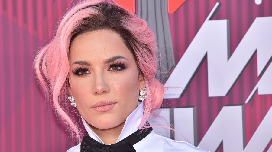 Halsey Reveals What Inspired The ‘If I Can’t Have Love, I Want Power ...