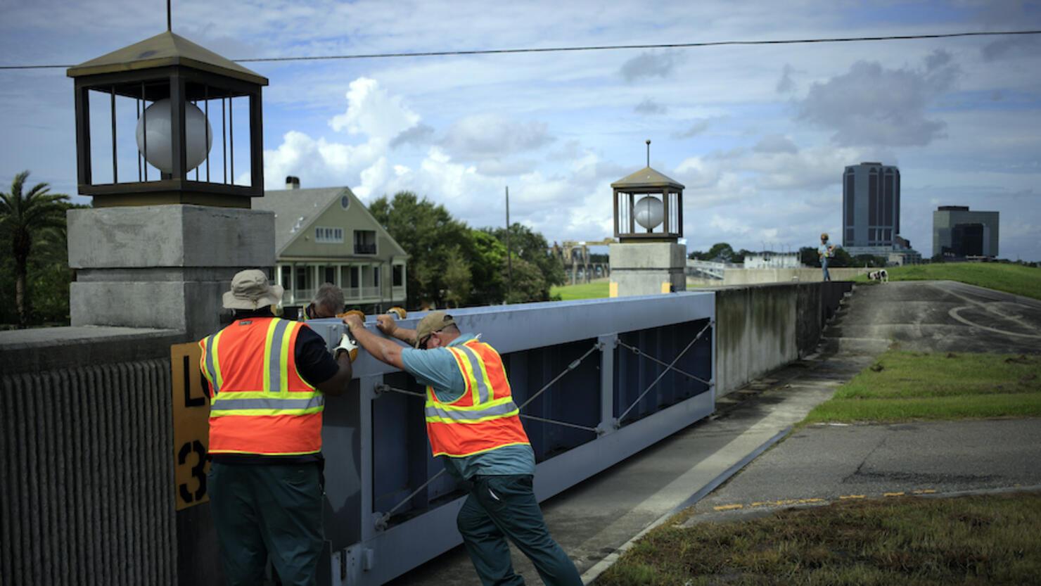 Ida¬†Aims Hurricane Strike At Louisiana On Katrina's Anniversary