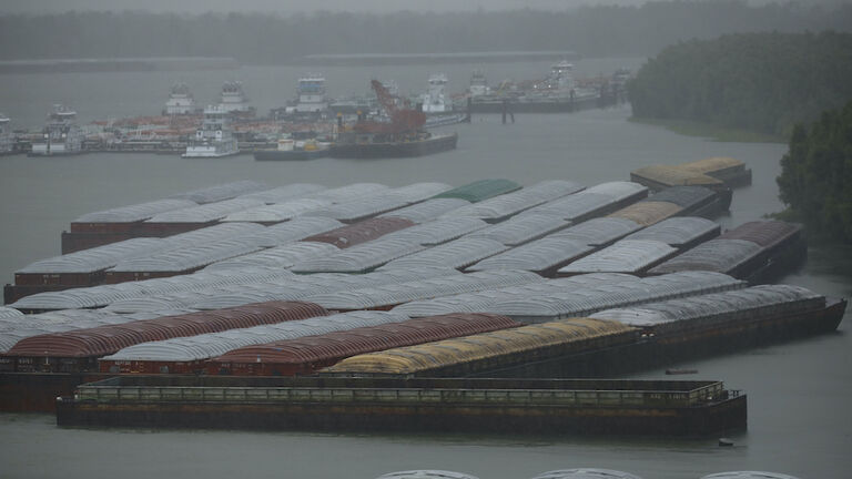 Ida Battering Louisiana With Winds Stronger Than Katrina