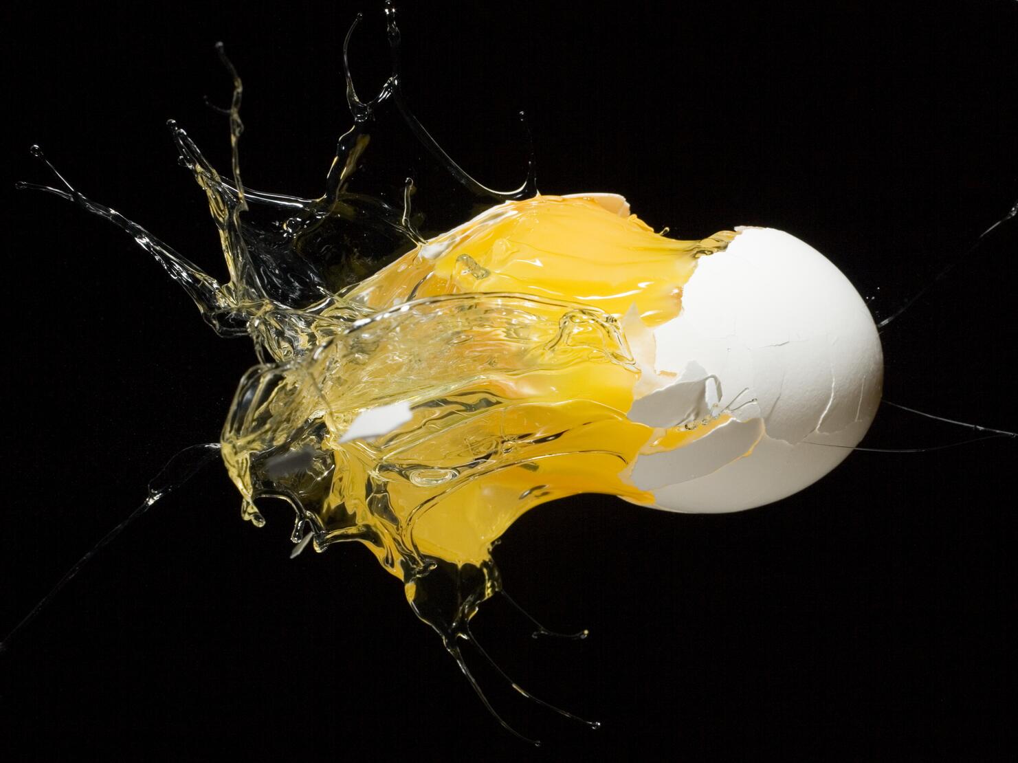 Exploding egg