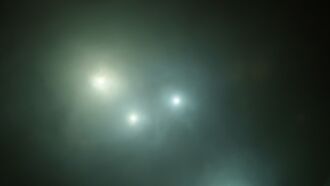 Video: Multiple Witnesses Film Puzzling Cluster of UFOs Over Texas