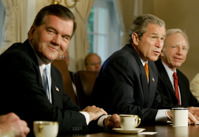 Bush Meets Ridge and Members of Congress 