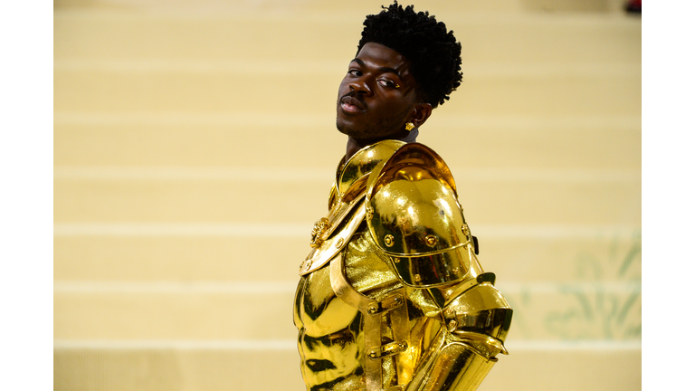 The 2021 Met Gala Celebrating In America: A Lexicon Of Fashion - Street Sightings
