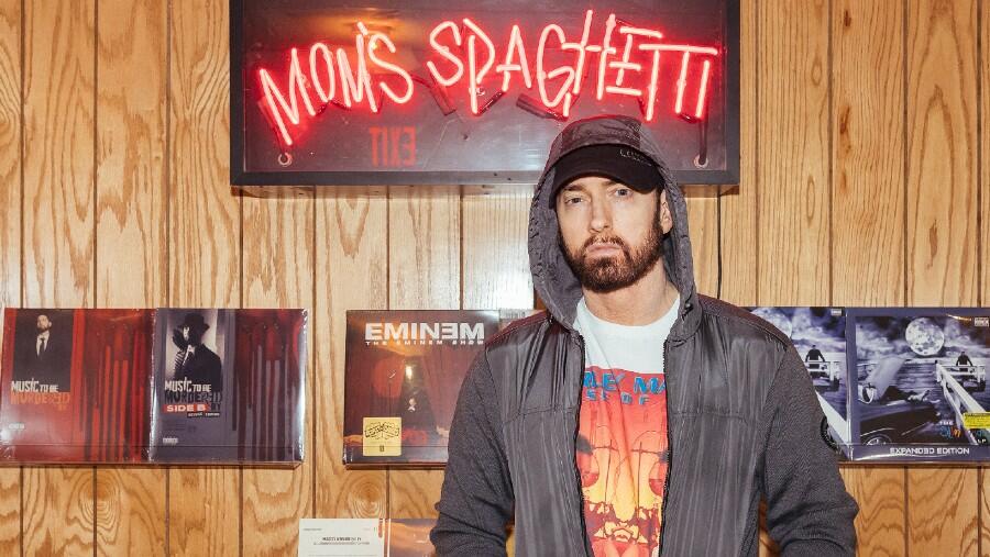 Eminem Sends Detroit Red Wings Post-Match Spaghetti  Eminem.Pro - the  biggest and most trusted source of Eminem