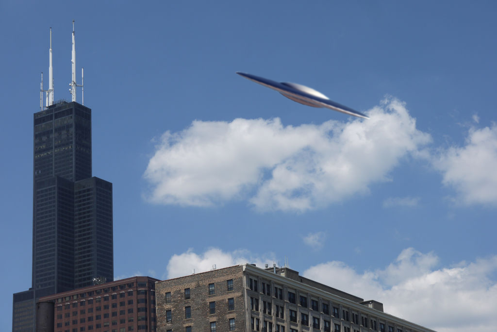 Strange UFO Filmed Hovering Over Chicago iHeart