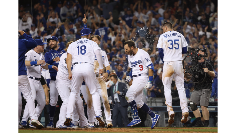 Chris Taylor's walk-off home run sends Dodgers past Cardinals in NL  wild-card game