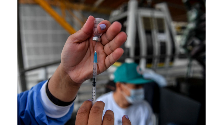 COLOMBIA-HEALTH-VIRUS-VACCINE