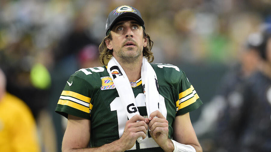 Aaron Rodgers continues to sing the praises of the Steelers