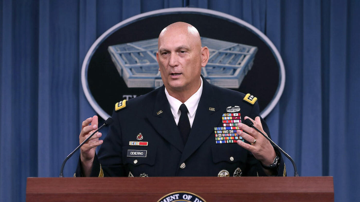 Army Chief Of Staff Gen. Ray Odierno Holds Briefing At The Pentagon