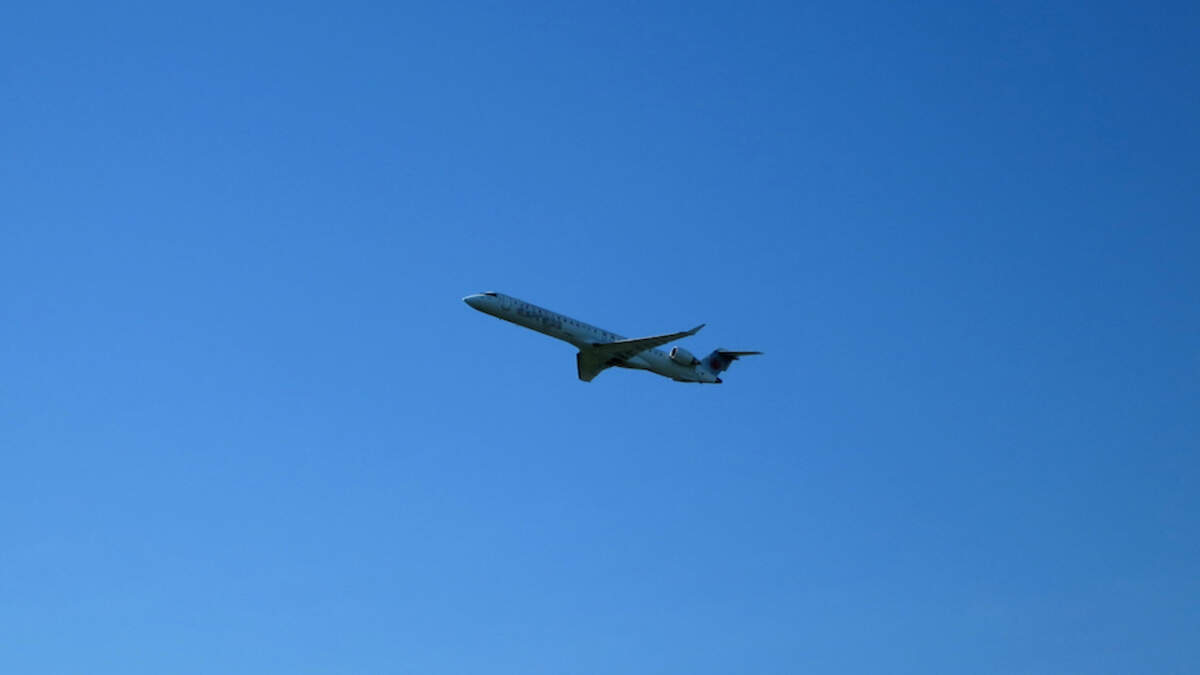 New Video Shows Moment Plane Fell From Sky, Exploded Near San Diego ...