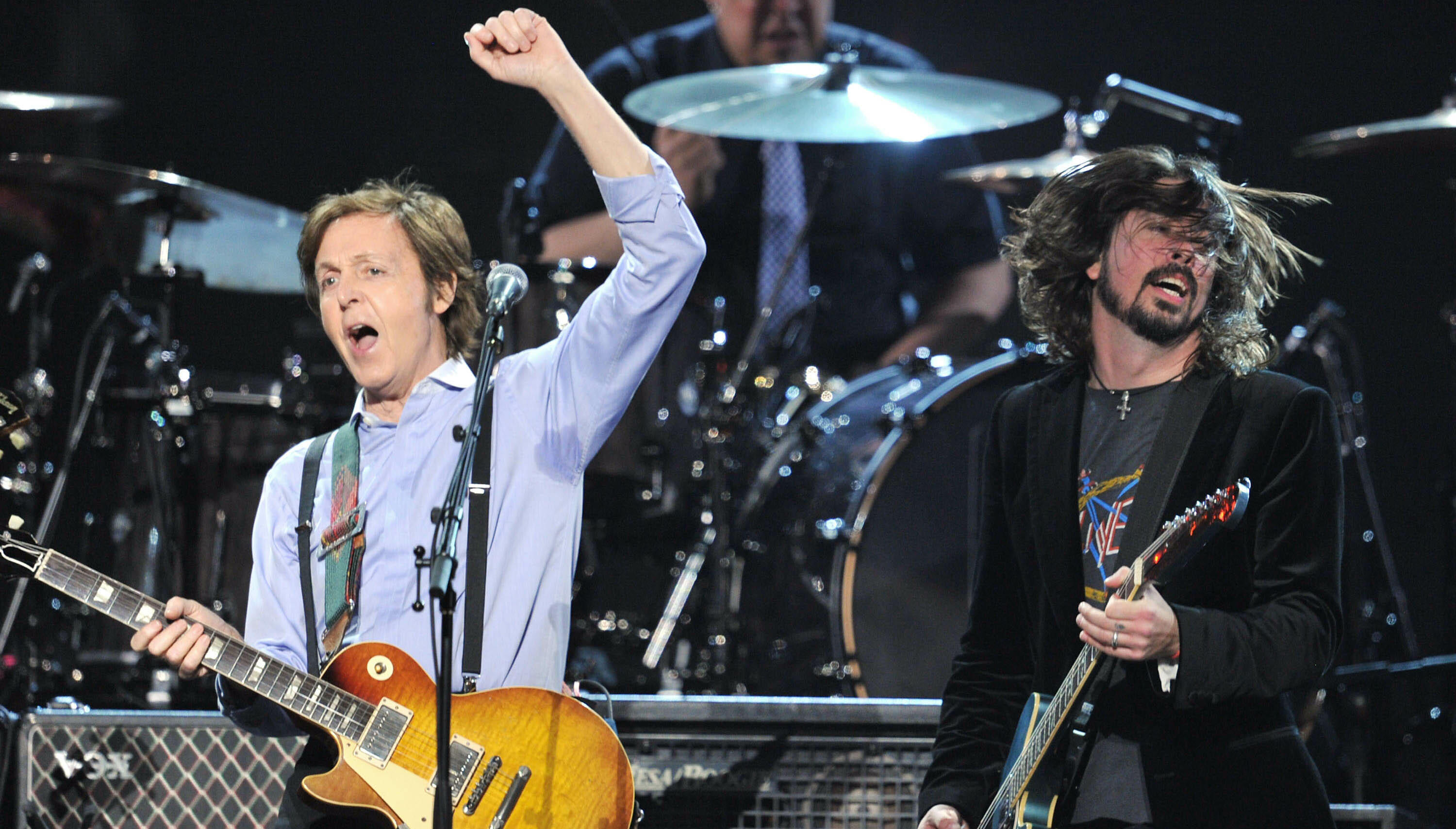 paul-mccartney-will-induct-foo-fighters-into-rock-hall-of-fame-this-month-iheart