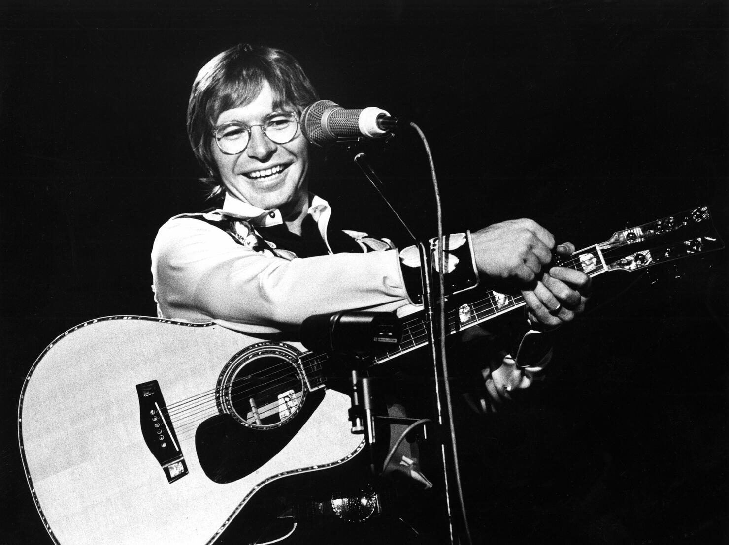 John Denver Performs Live In Amsterdam