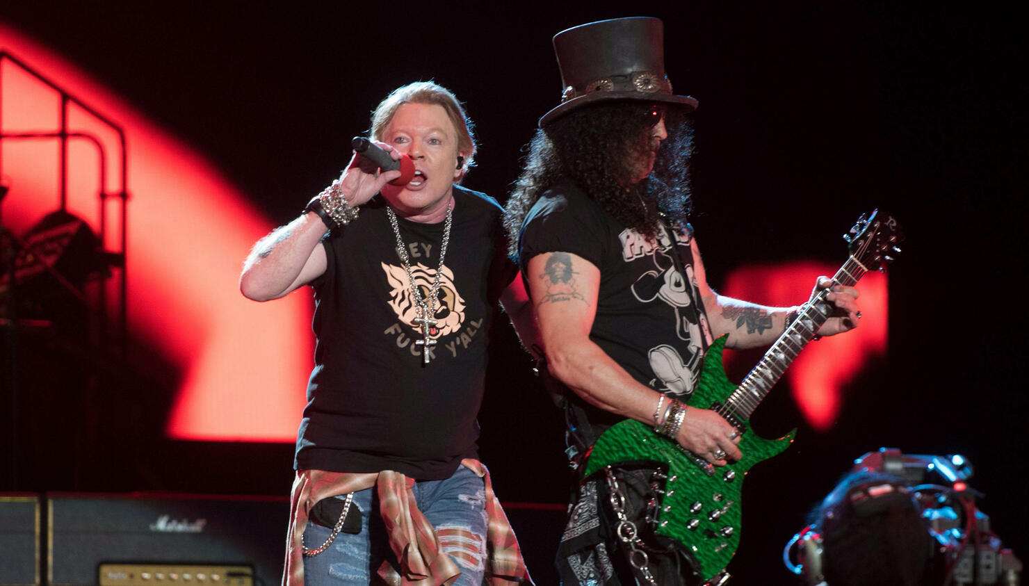 Slash Says Guns 'N Roses Working on New Album