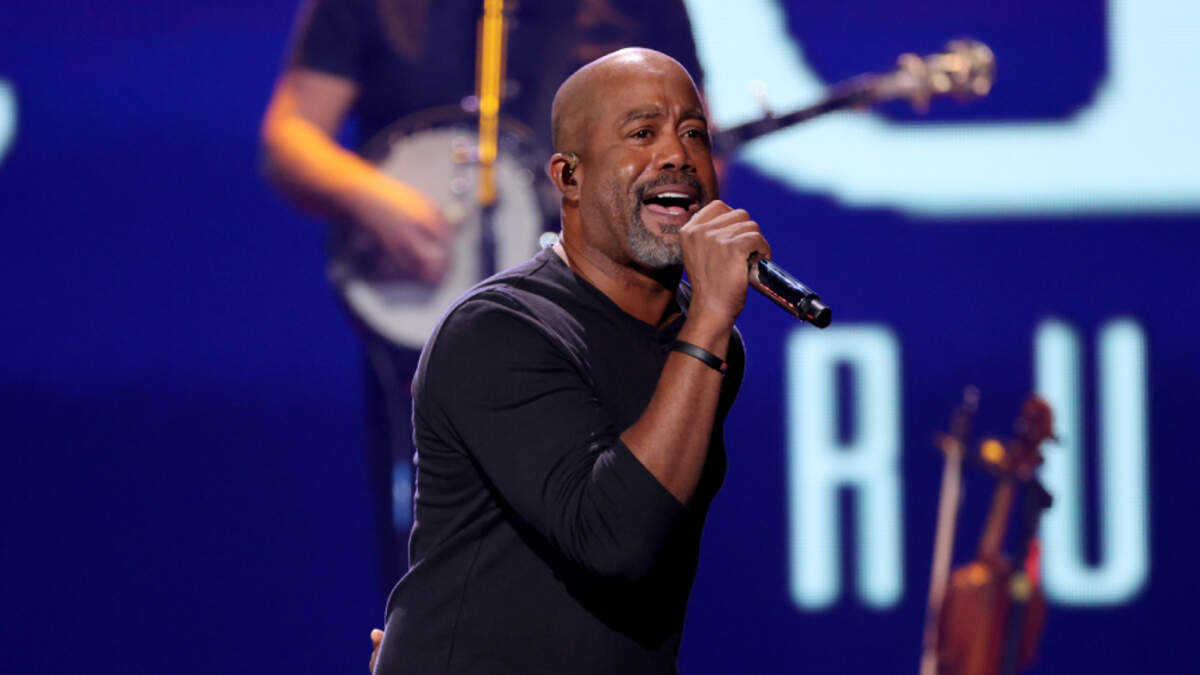 Darius Rucker Teams Up With NFL for Fanatics Clothing, Merch Line