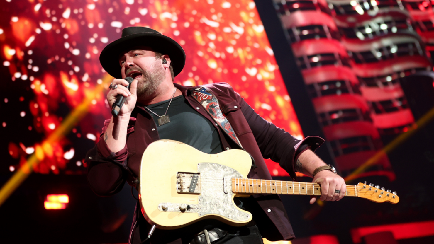 Lee Brice Keeps The Guitar Solos Coming At The iHeartCountry Festival