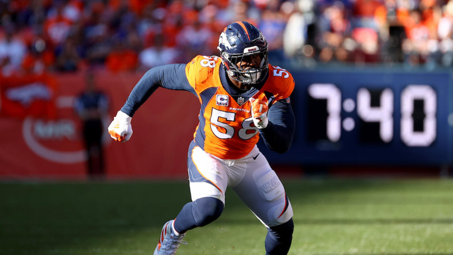 Blockbuster: Broncos are finalizing a trade to send eight-time Pro Bowl  linebacker Von Miller to the Los Angeles Rams in exchange for two  second-day 2022 draft picks, league sources tell ESPN. Miller