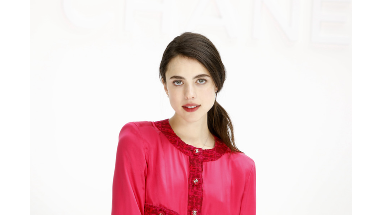 Chanel : Photocall - Paris Fashion Week Womenswear Fall/Winter 2020/2021