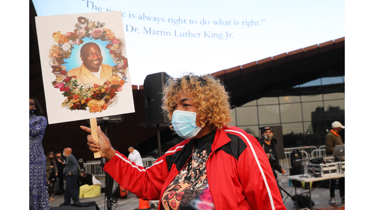 Eric Garner's Family Call For September 15 To Be Eric Garner Day