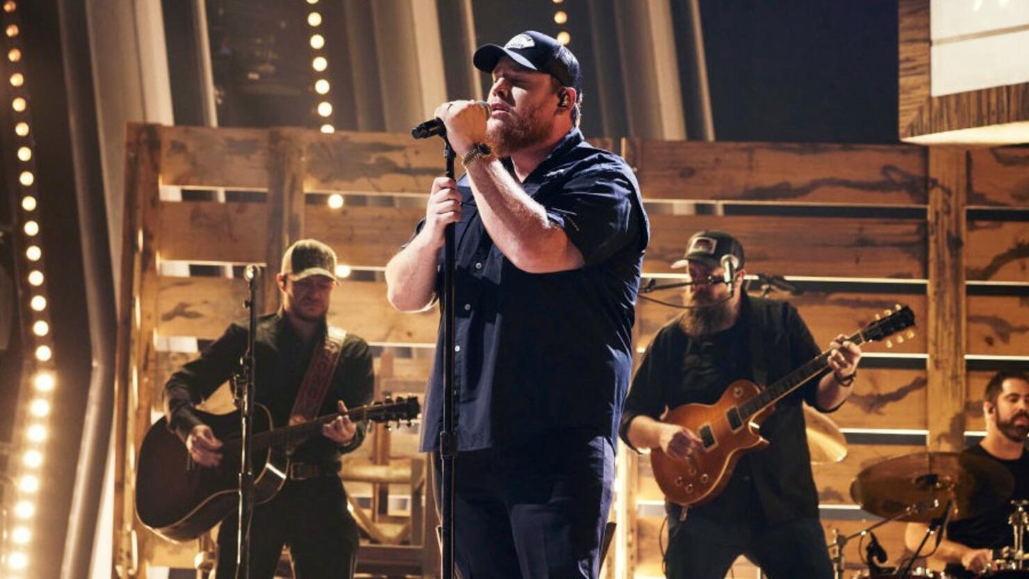 Luke Combs Performs New Song For The First Time At The 2021 CMAs | iHeart