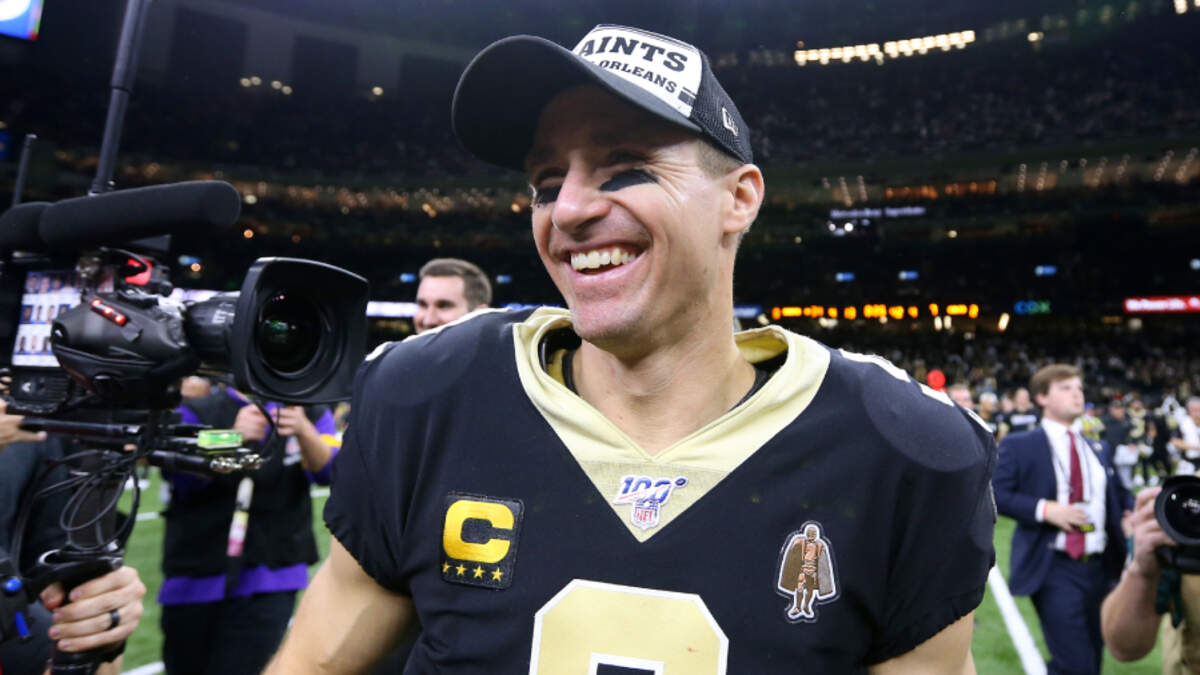 Saints honour Drew Brees at halftime of Thanksgiving game vs. Bills