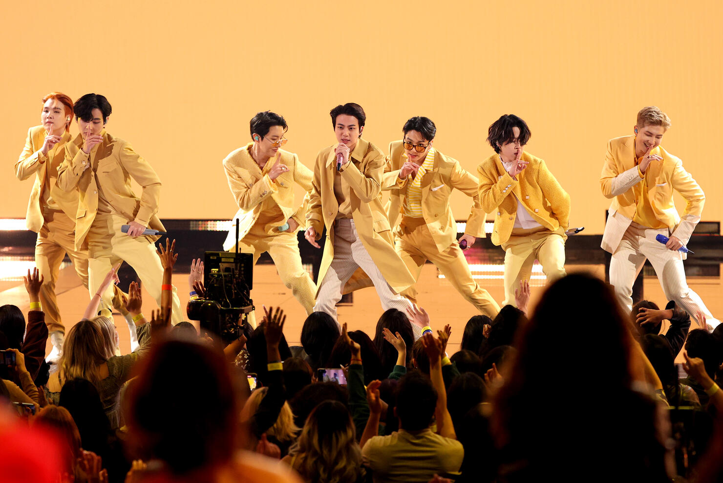 2021 American Music Awards - Fixed Show