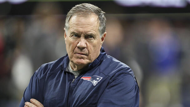 Viral Video Shows Bill Belichick Uncharacteristically Cheery With Reporter