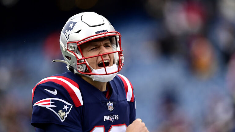 Tennessee Titans v New England Patriots