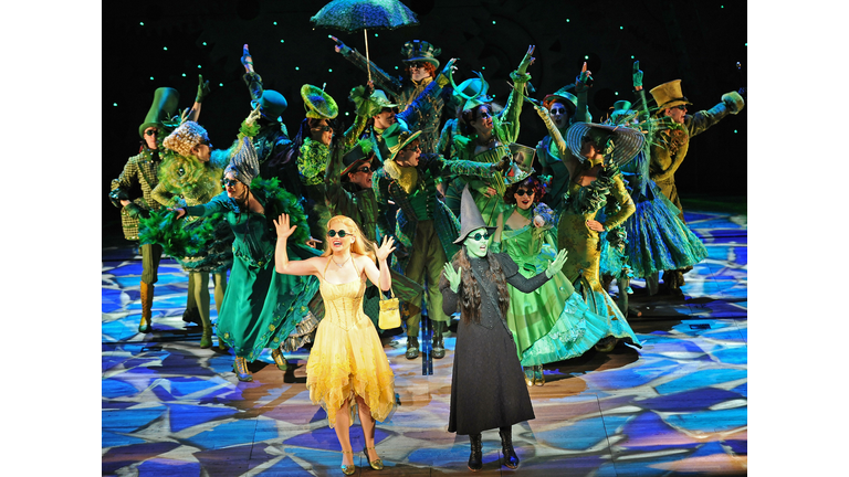Glinda (C-L), played by Lucy Durack, and