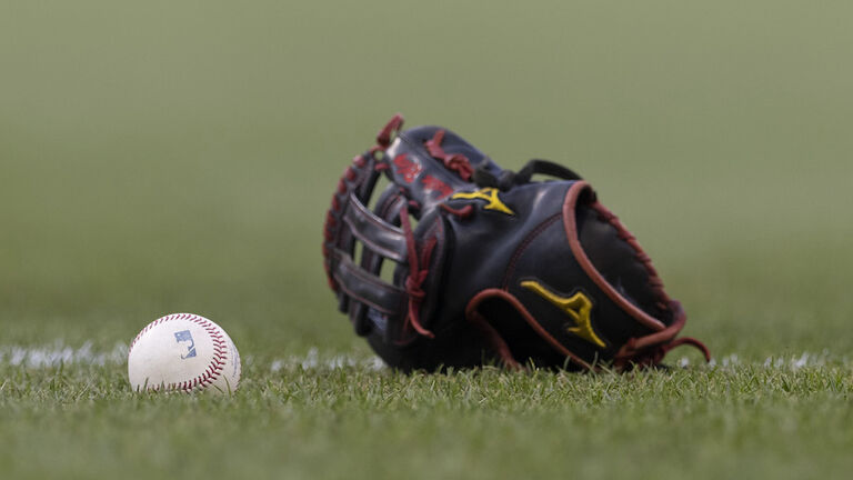 Atlanta Braves v Philadelphia Phillies