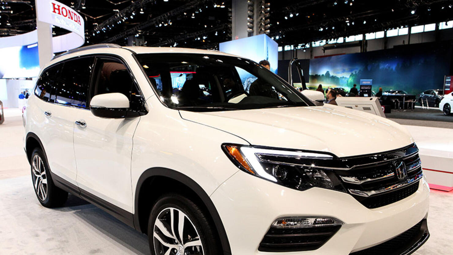 Honda Recalls Over 700,000 SUVs Because Hoods Can Fly Open While