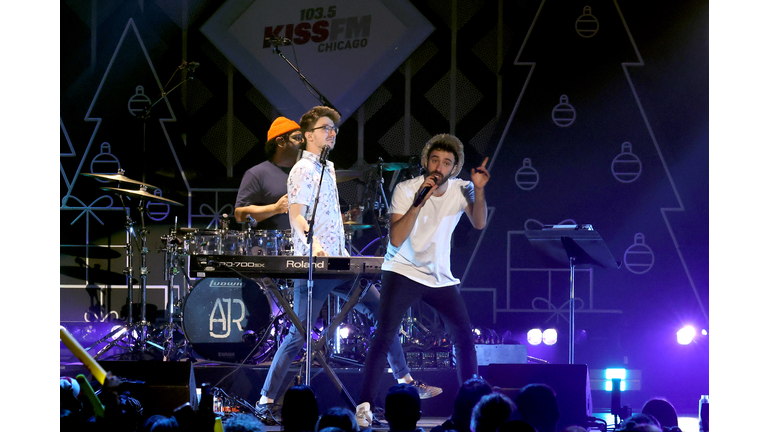 iHeartRadio 103.5 KISS FM Jingle Ball 2021 - Show