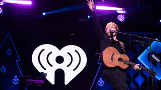 Ed Sheeran Takes The Stage As A One-Man Band At The iHeartRadio Jingle Ball