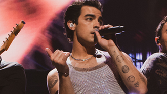 Joe Jonas Rode His Bike Through New York City To Get To Jingle Ball