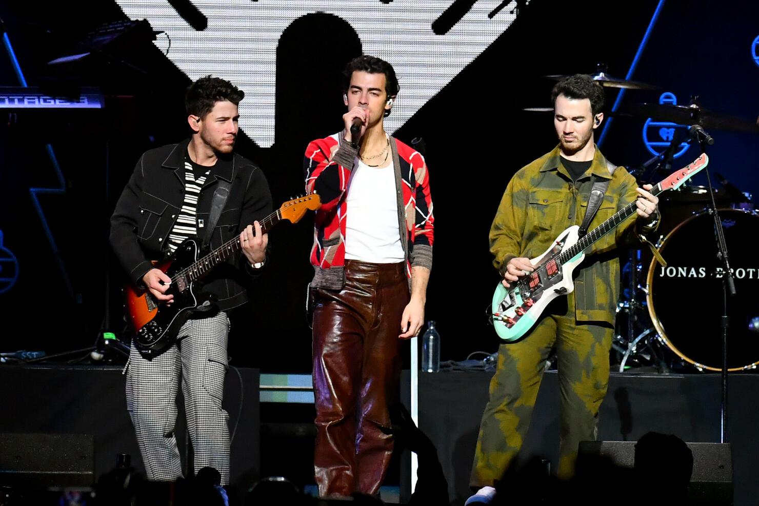iHeartRadio Hot 99.5 Jingle Ball 2021 - Show