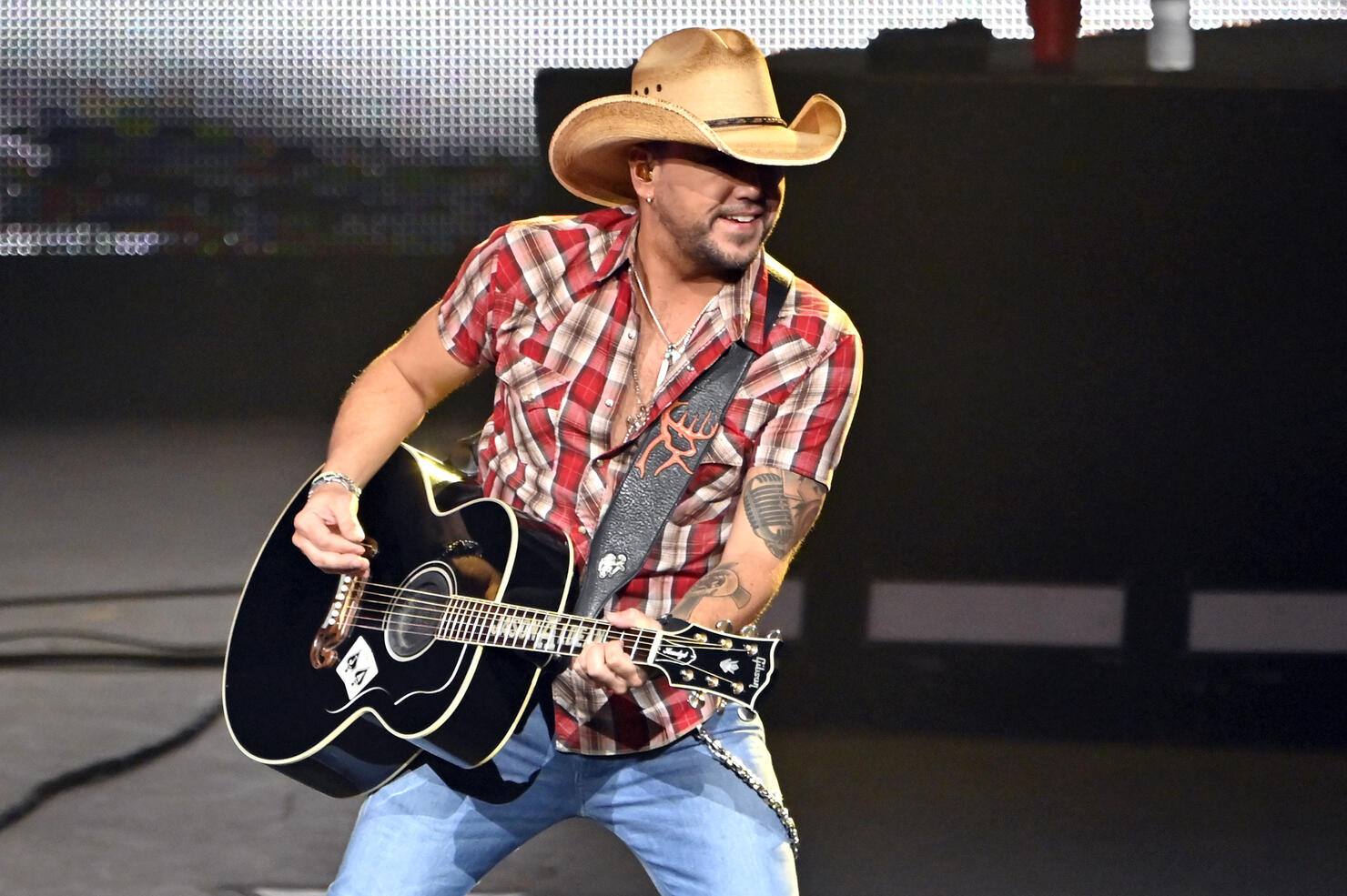 Jason Aldean Launches Three-Night "JASON ALDEAN: RIDE ALL NIGHT VEGAS"