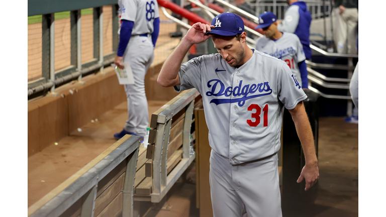 Championship Series - Los Angeles Dodgers v Atlanta Braves - Game Two