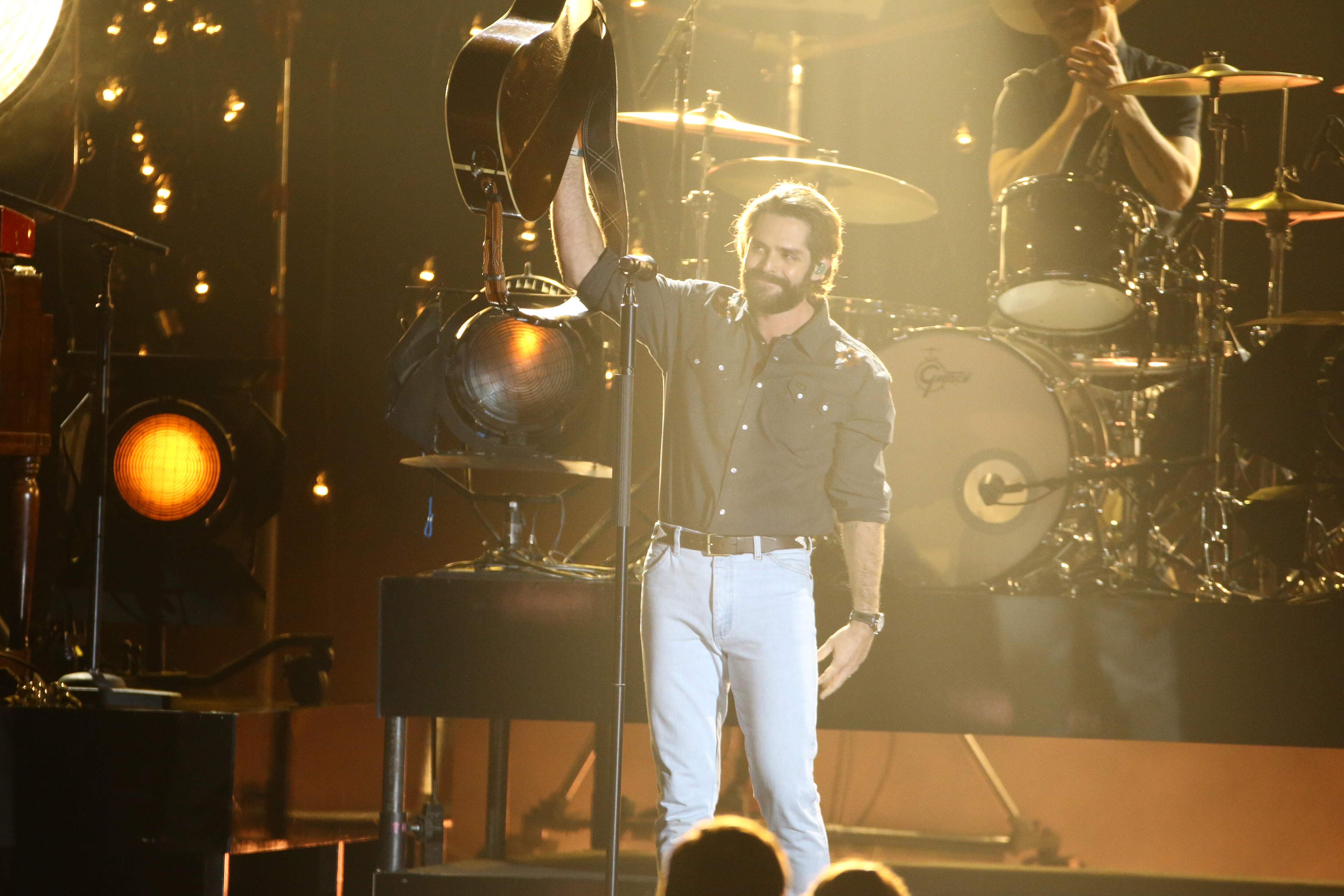 Thomas Rhett Performs At The 'Coldest Game In NHL History' In