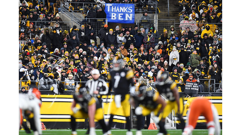 Cleveland Browns v Pittsburgh Steelers