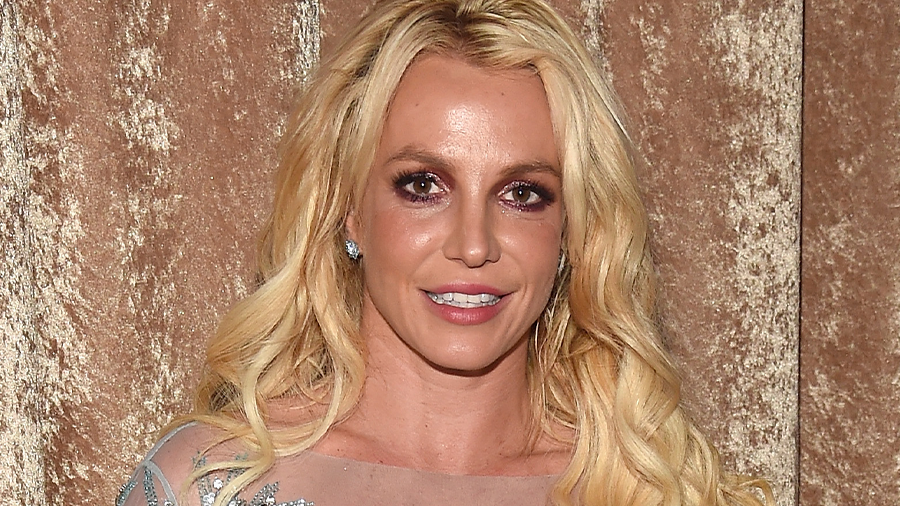 Britney Spears Enjoys First Glass Of Red Wine In 13 Years Iheart