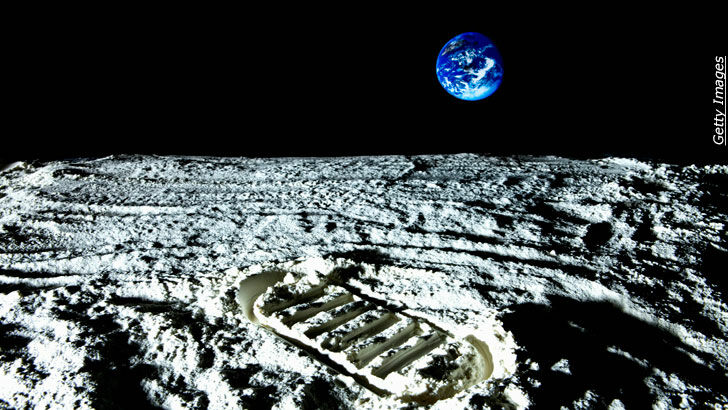 Alternative Health / The Moon, Alien Bases, & ETs