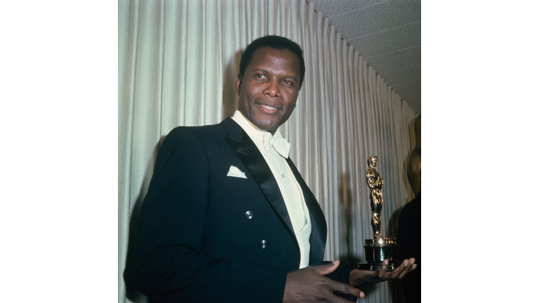 Poitier With Oscar