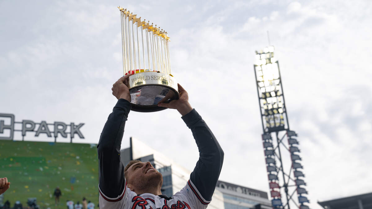 PHOTOS: Gainesville fans visit with Atlanta Braves 2021 World Series trophy  - Gainesville Times