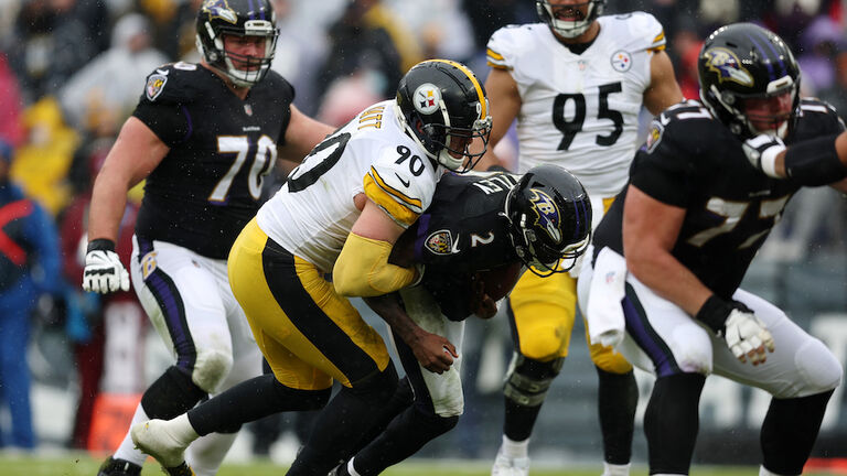 Not happy with it': T.J. Watt ties James Harrison for Steelers