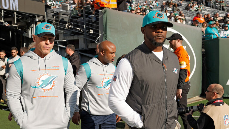 Miami Dolphins v New York Jets