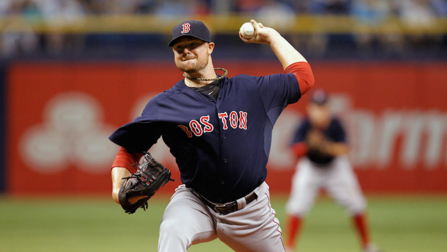 Lester leads Red Sox over Cardinals, into World Series lead