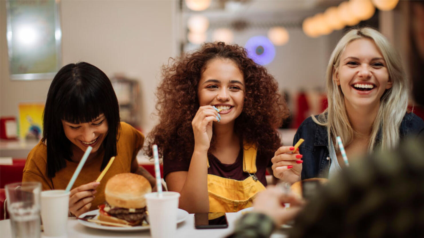 this-is-the-best-24-hour-restaurant-in-california-iheart