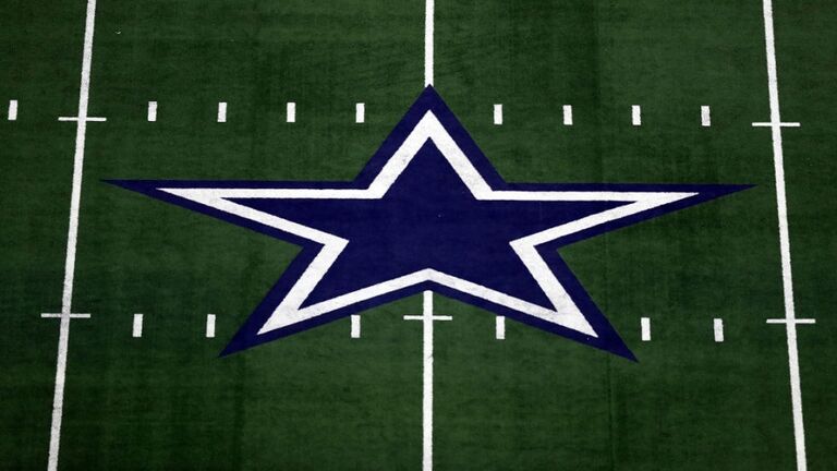 Detroit Lions v Dallas Cowboys