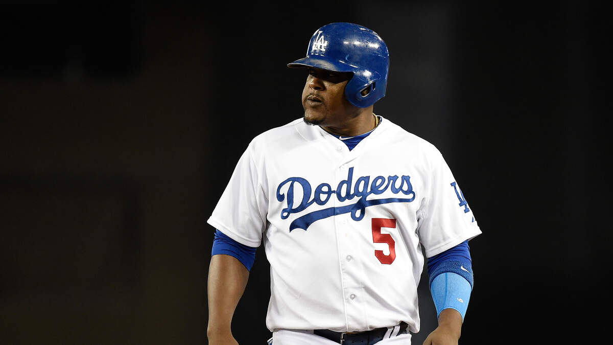 1,666 Dodgers Juan Uribe Photos & High Res Pictures - Getty Images