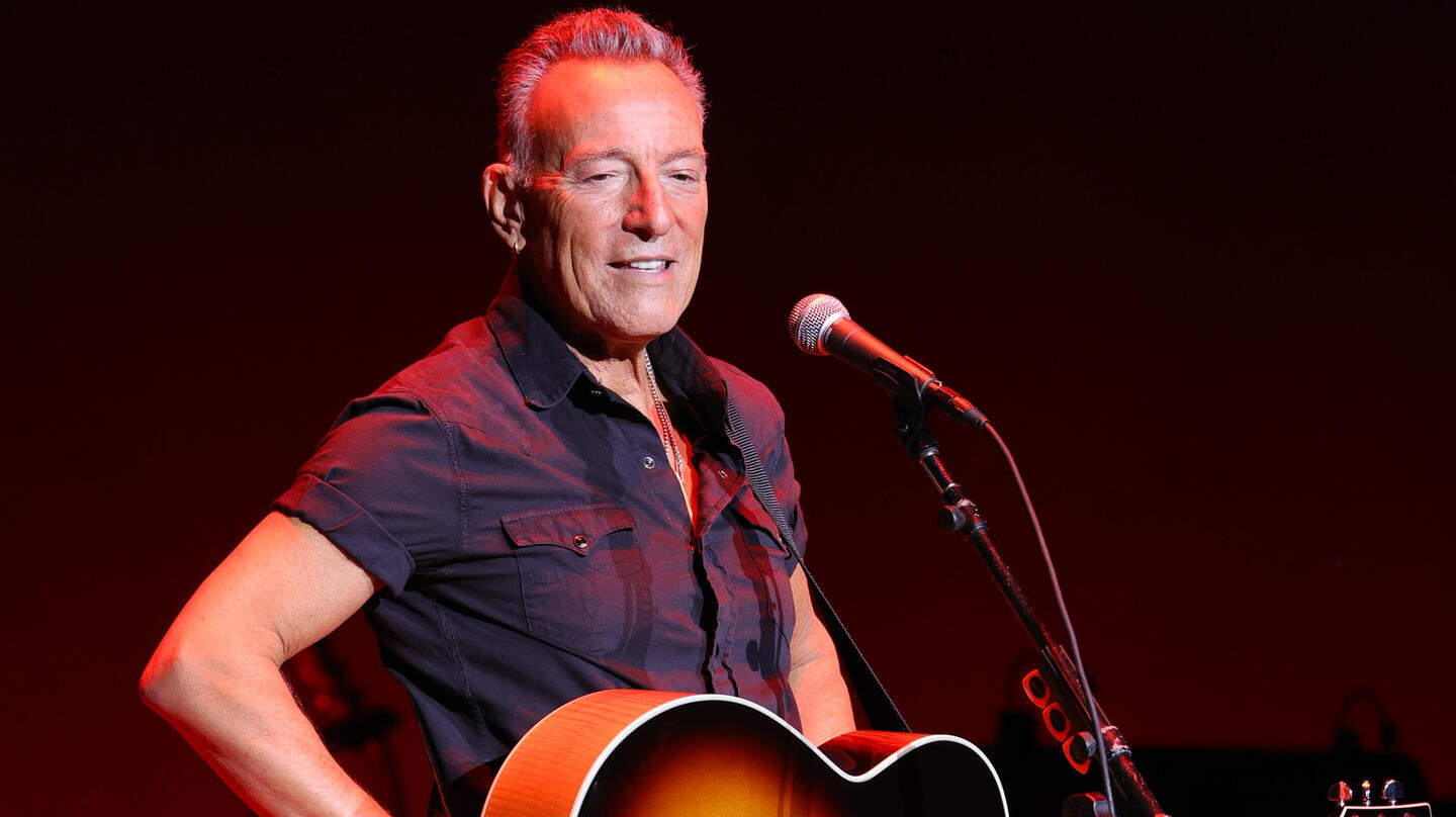 Bruce Springsteen Was Music's Highest Earner In 2021
