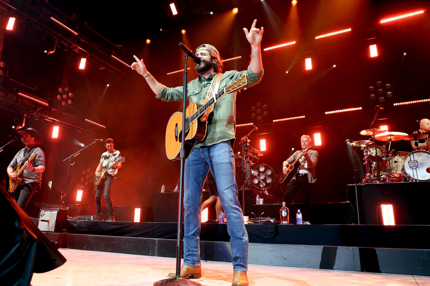 Feeding Nashville Hosts First Live Benefit Concert - 'TOGETHER: FEEDING NASHVILLE' Presented by Bussin' With The Boys